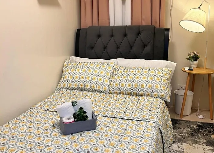 Aparthotel Stayurban 2br Urban Deca Bldg 7 Near Gate