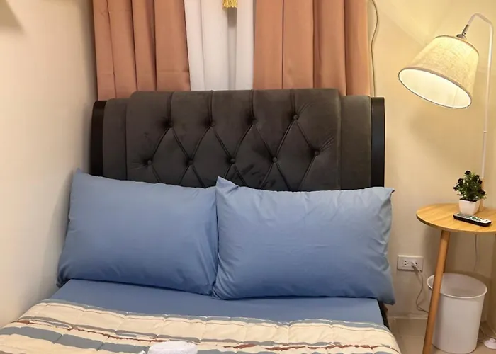 Stayurban 2br Urban Deca Bldg 7 Near Gate Manila