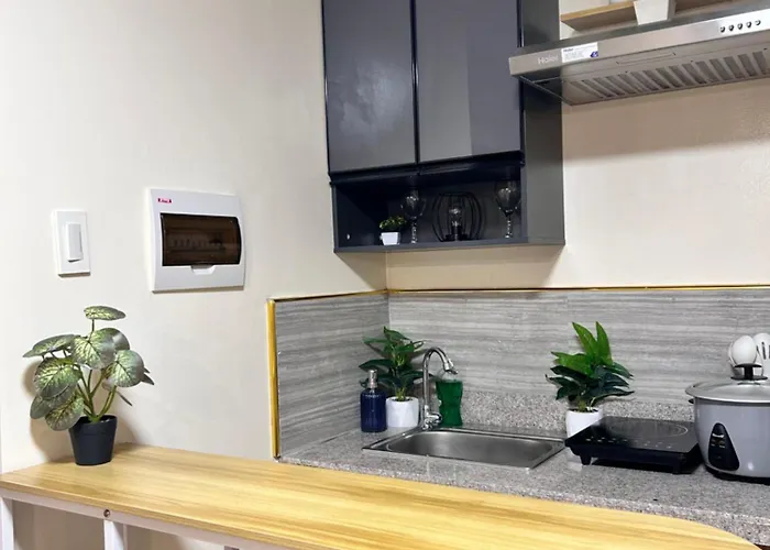 Stayurban 2br Urban Deca Bldg 7 Near Gate 4* Manila