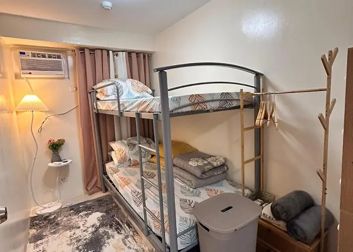 Stayurban 2br Urban Deca Bldg 7 Near Gate Aparthotel