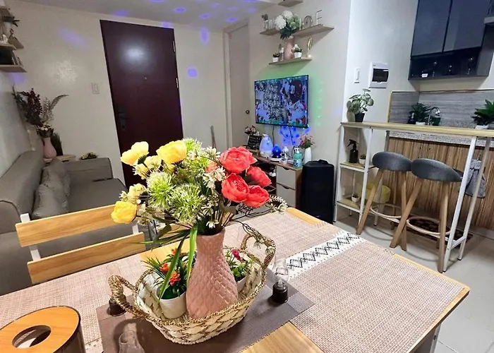 Stayurban 2br Urban Deca Bldg 7 Near Gate Aparthotel Manila